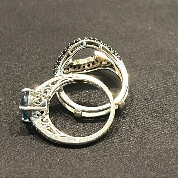 Blue Topaz Ring with Black Spinel Guard - Picture 7 of 7